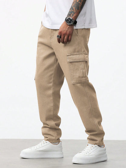Manfinity RivetRise Men Flap Pocket Side Cargo Jeans Khaki